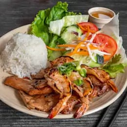 Charbroiled Shrimp & Pork with Rice (Co'm Tom Thit Nuong) # 24.